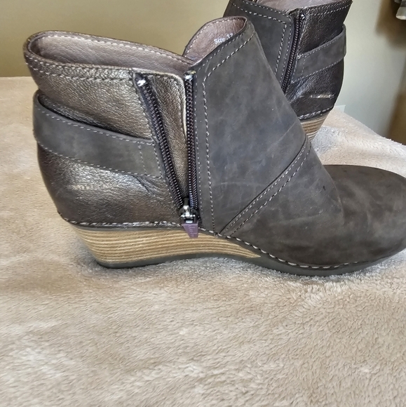DANSKO Wedge booties Size 6.5/7 - Picture 6 of 12